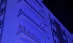 Kastamonu’da inşaatın çatısına çıkan şahıs ikna edildi