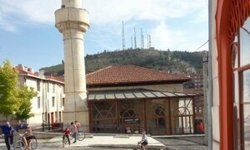 Kadim Şehrin Zarif Silüeti: Aycılar Cami