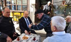 Vali Dallı Bakırcılar Çarşısı'nda esnafla buluştu