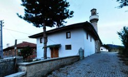 Manevi Bir İnziva: Şeyh Mehmet Efendi Türbesi