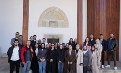 UNESCO listesine giren ‘Çivisiz Cami’ öğrencileri büyüledi