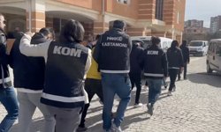 Uyuşturucuyla yakalanan 3 sanığa 12'şer yıl hapis!