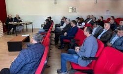 Muhtarlar toplantıyı terk etti