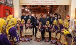 Dilimizin zenginlikleri şöleni yoğun katılımla gerçekleştirildi