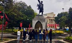 Kimsesiz çocuklar milli mücadele ruhunu yaşadılar
