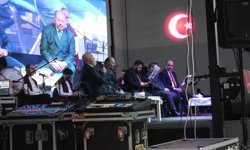 Kastamonu’da manevi gece: Salon doldu, dualar yükseldi