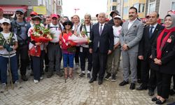 Atatürk ve İstiklal Yolu Yürüyüşü'nde Seydiler ilçesine ulaşıldı