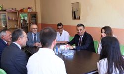 İl Müdürü Gümüş Cide’de öğretmenlerle buluştu