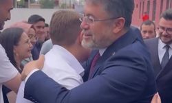 Kastamonulu Bakan ile bir miniğin sohbeti yüzleri gülümsetti
