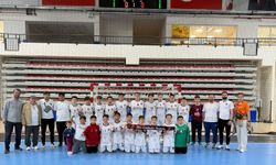 Kastamonu’nun minik hentbolcuları Türkiye Şampiyonası yolcusu