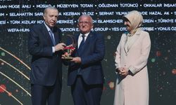 Taşköprü Kızılay’ın başarısı Külliye’de ödüllendirildi