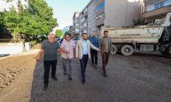 Başkan Candaroğlu afeti yaşayan Cide'de