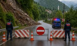 Cide’de acil önlem: Servis yolu tamamen kapatıldı!
