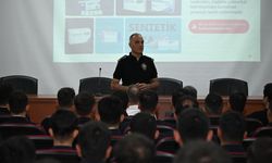 Kastamonu Emniyet Müdürü Tamer Taş genç polislerle buluştu