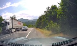 Kastamonu plakalı otomobil hatalı sollamayla tehlike saçtı