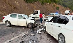 Kastamonu'da can pazarı: Kafa kafaya çarpıştılar!