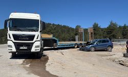 Yaralıgöz’de feci çarpışma: 4 yaralı!