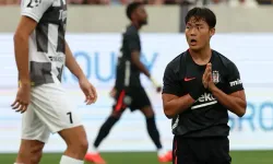 Beşiktaş Çekya'da 10 kişi galip gelmeyi bildi