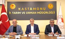 Bakan Danışmanı Bayraktaroğlu'ndan Devrekani OTB ziyareti