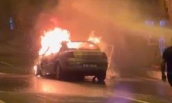 Kastamonu plakalı otomobil tünelde alev topuna döndü