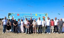 Kastamonu'da 3. Geleneksel Uçurtma Şenliği renkli görüntülere sahne oldu