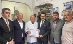 Kastamonu'nun emektar berberine onur belgesi