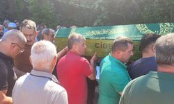 Cide Belediye Başkanı Demir'in kayınvalidesi toprağa verildi
