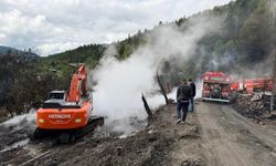Deresökü’de yangının izleri siliniyor