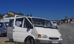 Karabük-Kastamonu yolunda iki araç çarpıştı: Yaralılar var