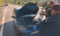 Kastamonu'da otomobil seyir hâlindeyken alev aldı
