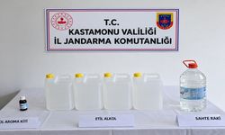 Kastamonu’da şüpheli araçtan sahte içki çıktı