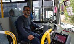 Otobüste unutulan para dolu çanta eksiksiz teslim edildi