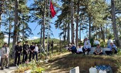 Şehit Ayhan Kurtçu Kastamonu'da kabri başında anıldı
