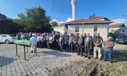 Siyaset ve bürokrasi dünyası bu cenazede buluştu