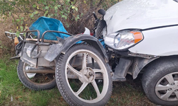 Tosya'da otomobil ile motosiklet çarpıştı: 1 yaralı