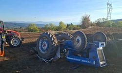 Elyakut'ta feci kaza: Traktör devrildi, 1 yaralı!