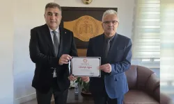 Taşköprü TSO Başkanı Mustafa Uğur mazbatasını aldı