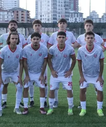 Kastamonuspor'un gençleri galibiyeti Cengiz Aygün’e armağan etti