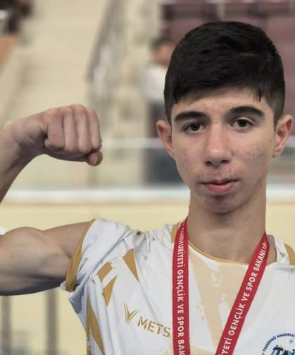 Kastamonulu sporcunun bileğini bükebilene aşk olsun!