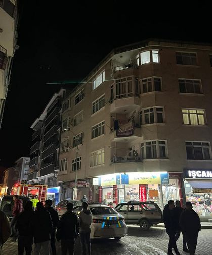 Taşköprü'de çatı yangını korkuttu