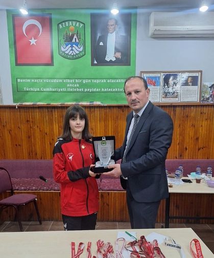 Şampiyon Sevde’ye Azdavay sahip çıktı