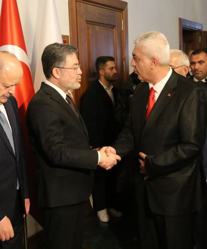 Kastamonulu Bakan İbrahim Yumaklı, hemşehrileri ile bayramlaştı