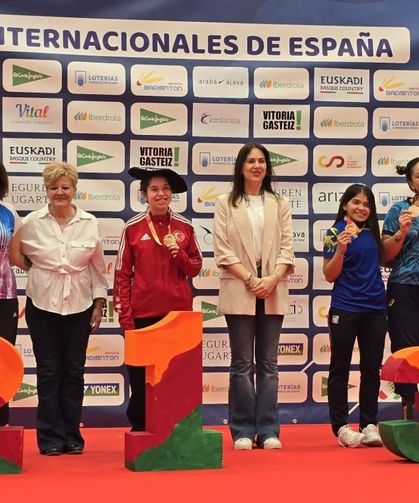 Cideli Tuğçe rakip tanımadı, altın madalyayı kaptı!