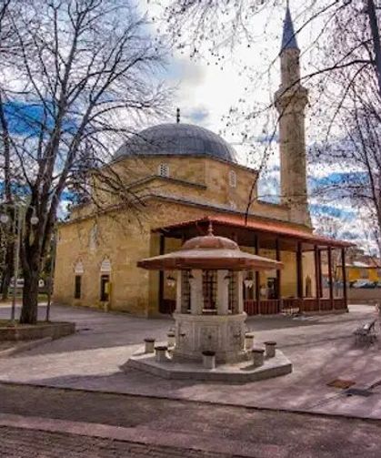 Kastamonu’nun kıblesi farklı yöne bakan camisi şaşırtıyor