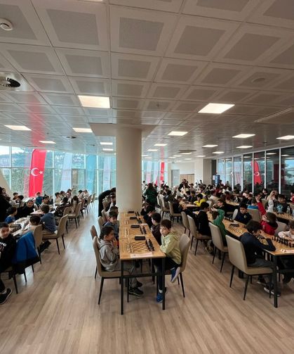 Kastamonu'da hızlı satranç turnuvası yoğun ilgi gördü