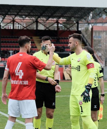 Gazi Stadı'nda gülen taraf lider oldu