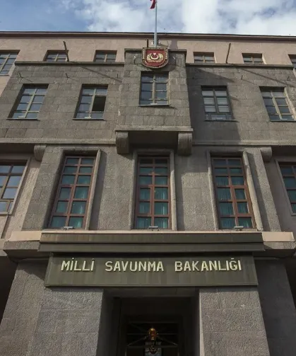 MSB açıkladı: Katar'da helikopter düştü, 3 şehidimiz var