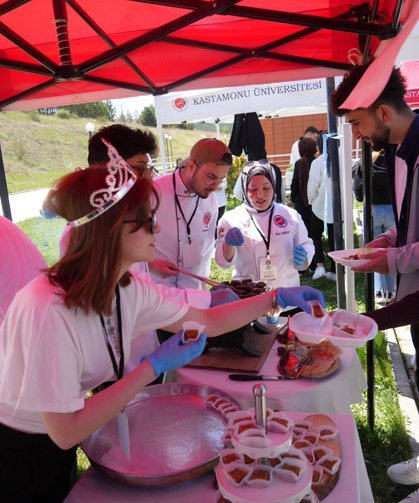Kastamonu'da Türkiye'nin lezzetleri yoğun ilgi gördü