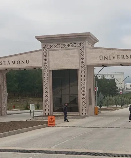 Kastamonu Üniversitesi 4 alanda ilk 10’a girdi