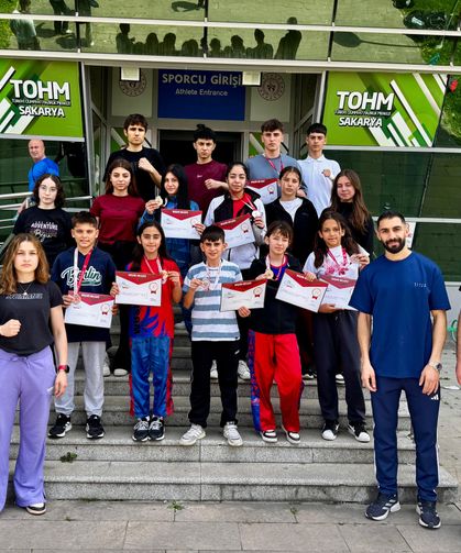 SAKARYA’DA KASTAMONU FIRTINASI: WUSHU KUNGFU TAKIMI TÜRKİYE ŞAMPİYONASI’NA DAMGA VURDU!